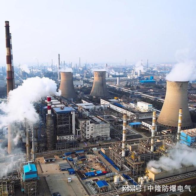 化工行业防爆正压柜：全方位安全措施保障安全生产(图1)