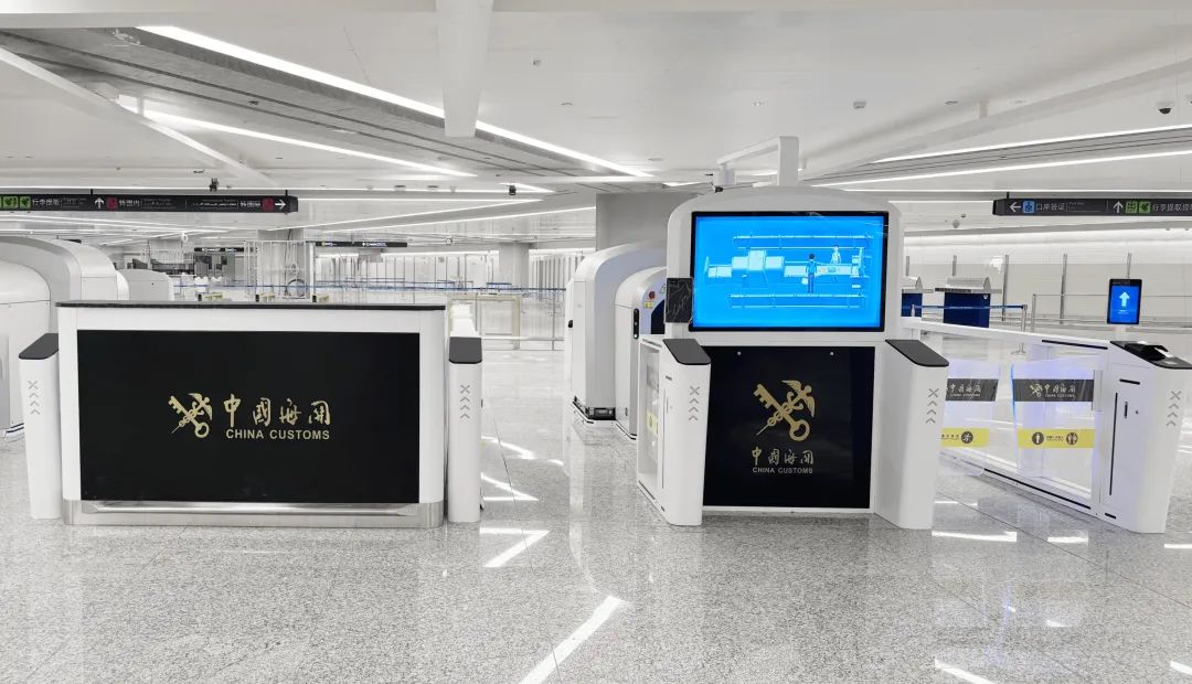 仅20秒！中广核“智慧海关”系统帮助旅客“丝滑过关”(图1)
